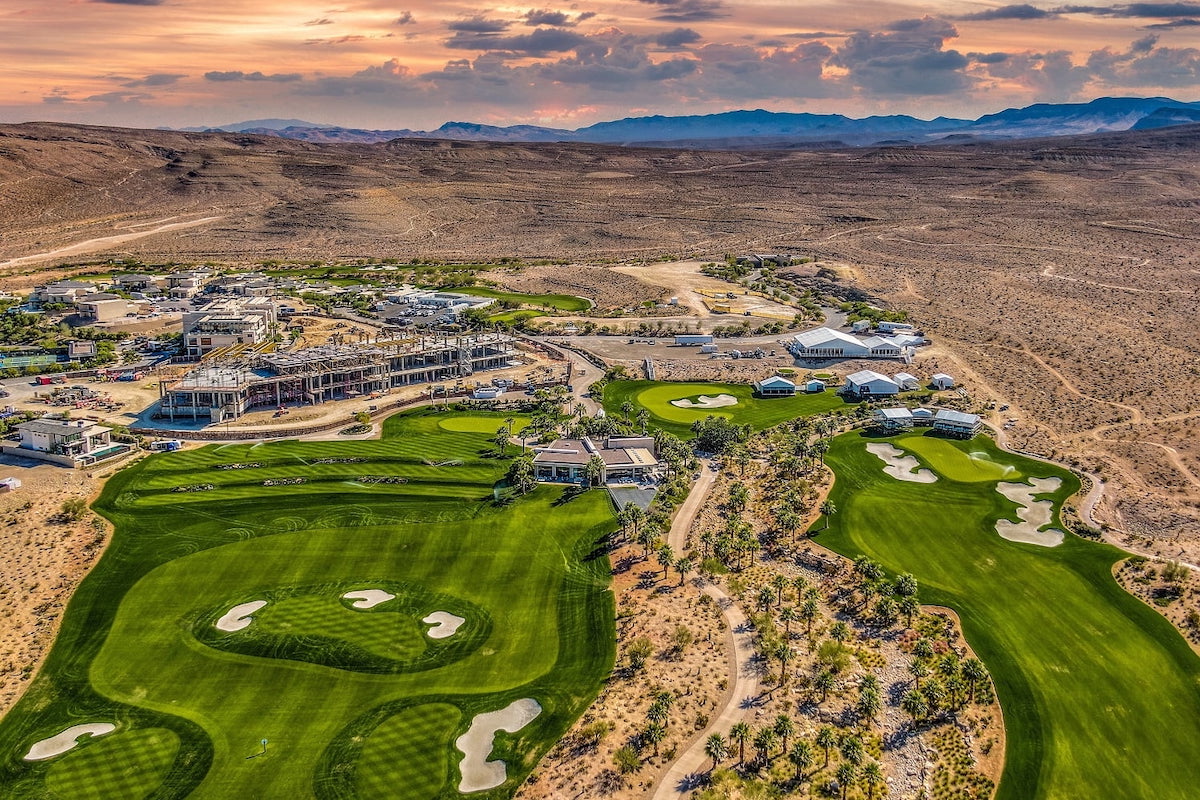 Photo of The Summit Club in Summerlin.