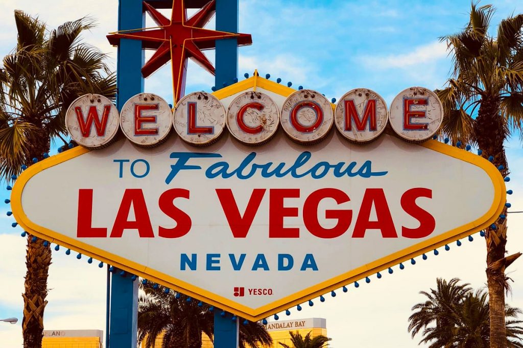 Photo of the famous Las Vegas sign.